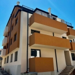 Тристаен апартамент в Търговище, Вароша - 74 кв.м за 1098 €/кв.м - Снимка #1