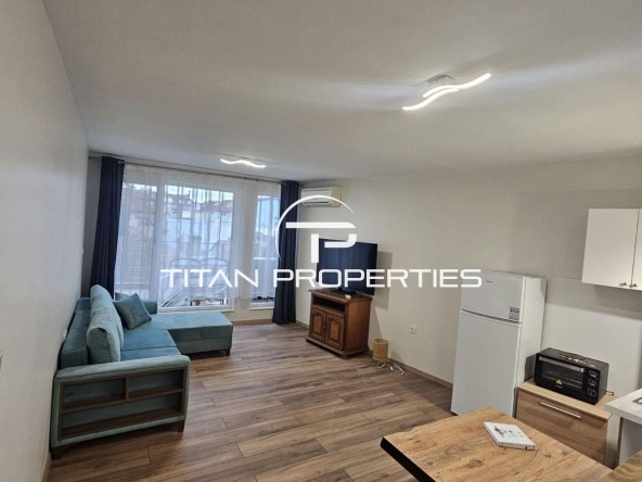 Дава се под наем Едностаен апартамент в Бургас, Център - 60 кв.м за 484.5 € - Снимка #1