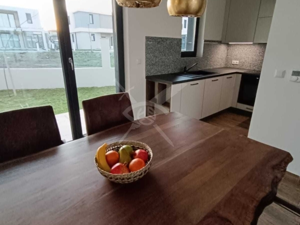 Къща в Поморие - 112 кв.м за 2054 €/кв.м - Снимка #1