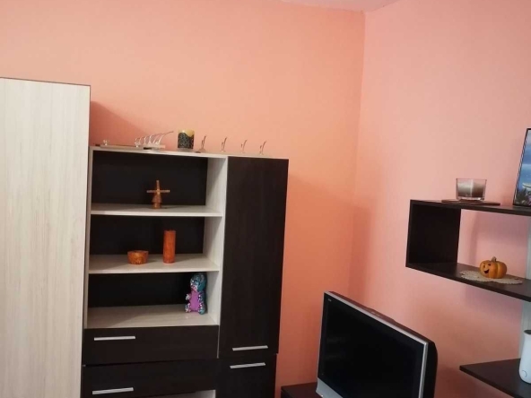 Дава се под наем Двустаен апартамент в Бургас, Братя Миладинови - 80 кв.м за 375 € - Снимка #1