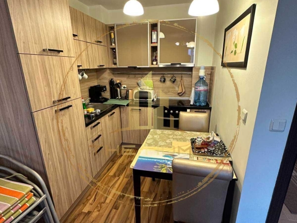 Дава се под наем Двустаен апартамент в Варна, м-т Траката - 70 кв.м за 450 € - Снимка #1