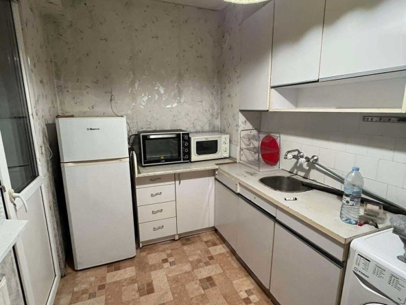 Двустаен апартамент в Казанлък - 70 кв.м за 1057 €/кв.м - Снимка #1