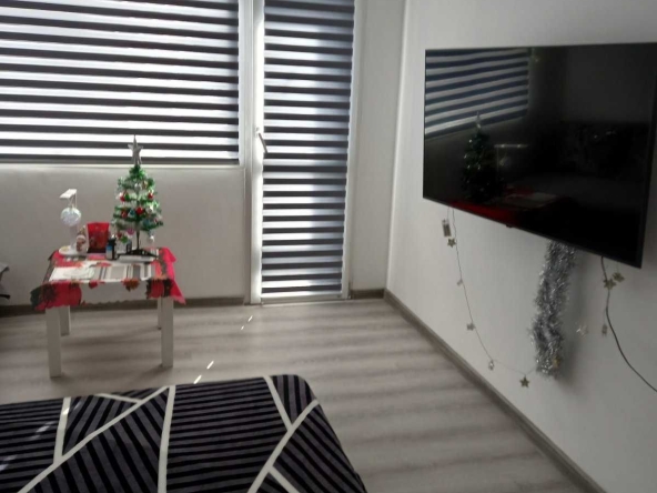 Тристаен апартамент в Пловдив, Младежки Хълм - 75 кв.м за 2334 €/кв.м - Снимка #1