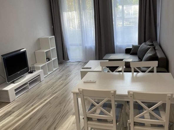 Дава се под наем Двустаен апартамент в Бургас, Лазур - 60 кв.м за 510 € - Снимка #1