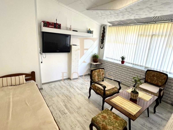 Дава се под наем Къща в Пловдив, Център - 200 кв.м за 800 € - Снимка #1