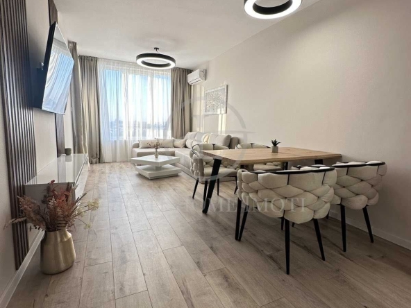 Тристаен апартамент в Пловдив, Съдийски - 96 кв.м за 1844 €/кв.м - Снимка #1