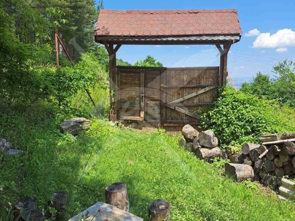 Къща в с. Орешец, Област Пловдив - 220 кв.м за 719 €/кв.м - Снимка #1