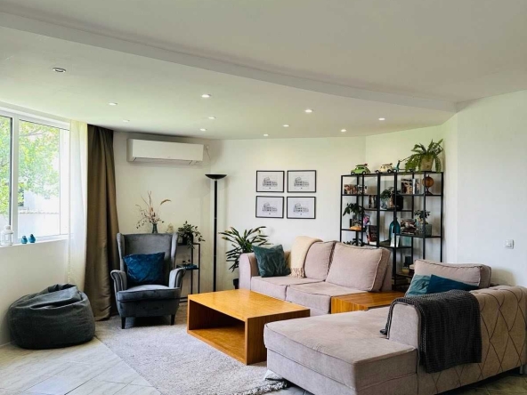 Къща в с. Асен, Област Стара Загора - 300 кв.м за 536 €/кв.м - Снимка #1