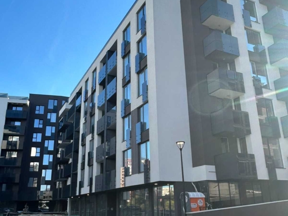 Двустаен апартамент в София, Студентски град - 72 кв.м за 1896 €/кв.м - Снимка #1