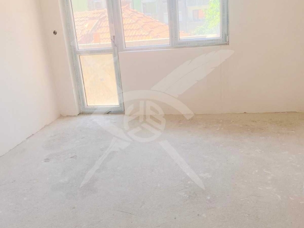 Тристаен апартамент в Пловдив, Кючук Париж - 82 кв.м за 1281 €/кв.м - Снимка #1