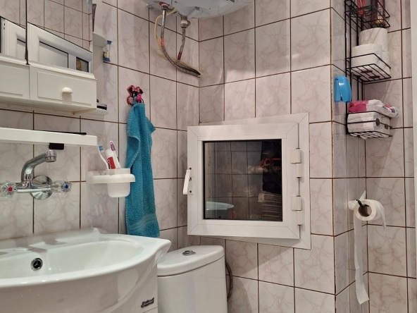 Двустаен апартамент в Перник, Мошино - 47 кв.м за 1596 €/кв.м - Снимка #1