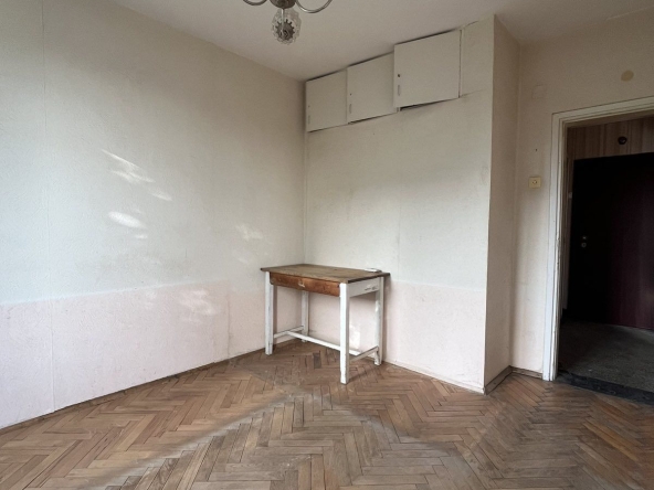 Двустаен апартамент в София, Дружба 1 - 43 кв.м за 2024 €/кв.м - Снимка #1