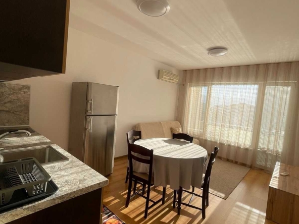 Дава се под наем Двустаен апартамент в Пловдив, Тракия - 48 кв.м за 306 € - Снимка #1