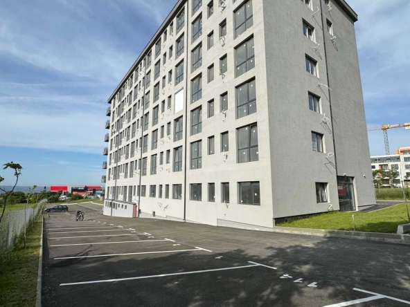 Дава се под наем Гараж / Паркомясто в Варна, Възраждане 1 - 10 кв.м за 30.6 € - Снимка #1