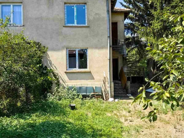 Къща в с. Сирищник, Област Перник - 88 кв.м за 278 €/кв.м - Снимка #1