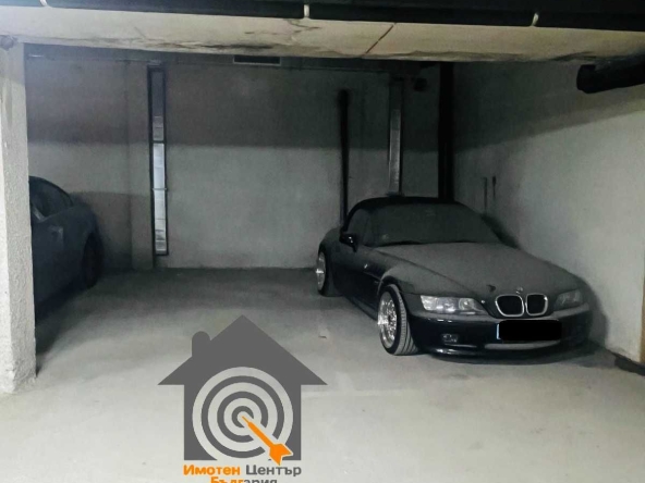 Гараж / Паркомясто в София, Студентски град - 16 кв.м за 1563 €/кв.м - Снимка #1