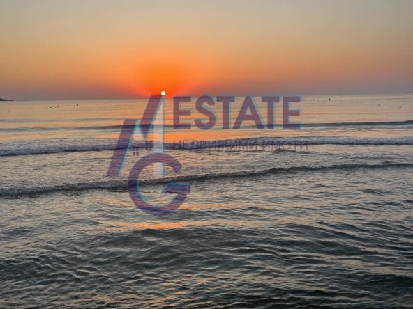 Тристаен апартамент в Созопол - 77 кв.м за 1205 €/кв.м - Снимка #1