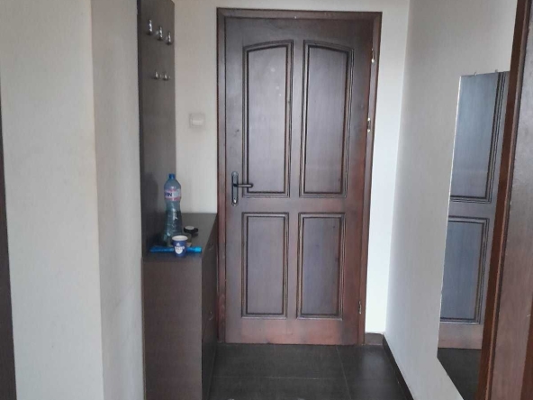 Тристаен апартамент в Пазарджик, Идеален център - 90 кв.м за 1445 €/кв.м - Снимка #1