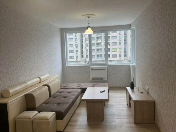 Дава се под наем Тристаен апартамент в Пловдив, Съдийски - 82 кв.м за 500 € - Снимка #1