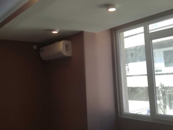Тристаен апартамент в София, Център - 76 кв.м за 2237 €/кв.м - Снимка #1