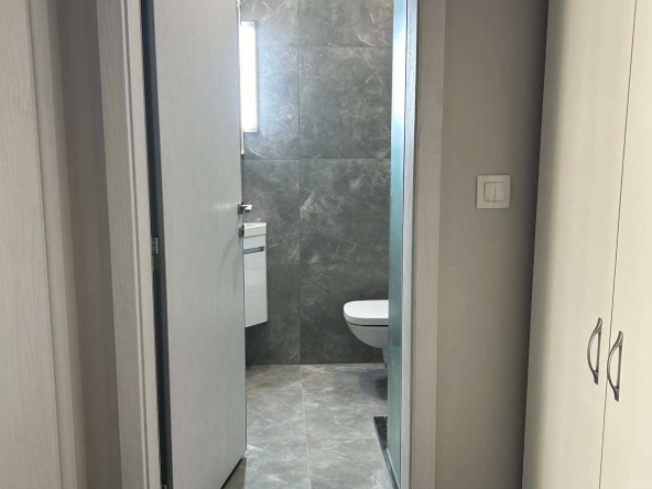 Дава се под наем Двустаен апартамент в София, Зона Б-19 - 61 кв.м за 600 € - Снимка #1