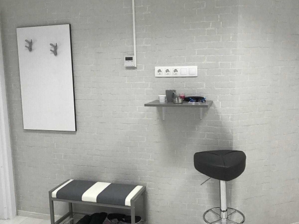 Дава се под наем Тристаен апартамент в Бургас, Възраждане - 120 кв.м за 250 € - Снимка #1