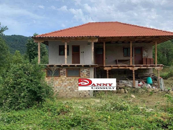 Къща в Велико Търново, Акация - 140 кв.м за 500 €/кв.м - Снимка #1