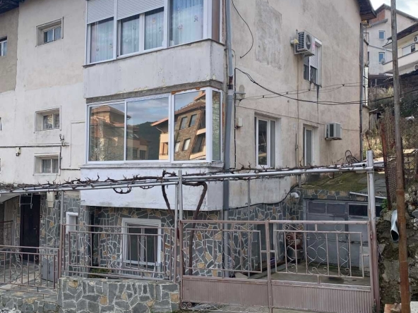 Тристаен апартамент в Сандански - 80 кв.м за 1148 €/кв.м - Снимка #1