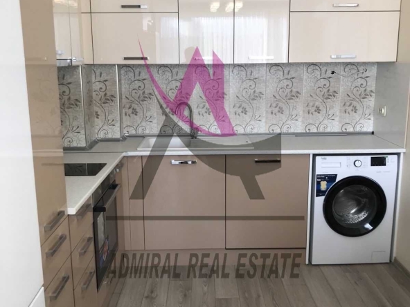 Двустаен апартамент в Варна, Възраждане 1 - 70 кв.м за 2058 €/кв.м - Снимка #1