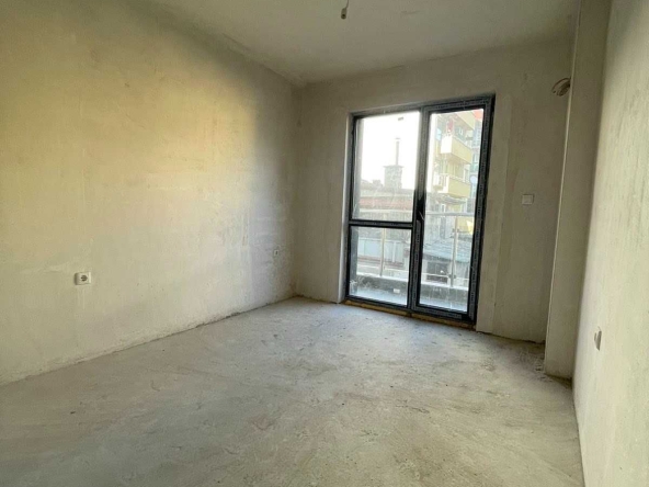 Тристаен апартамент в Пловдив, Кючук Париж - 74 кв.м за 1555 €/кв.м - Снимка #1