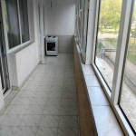 Дава се под наем Двустаен апартамент в Бургас, Славейков - 71 кв.м за 153 € - Снимка #1