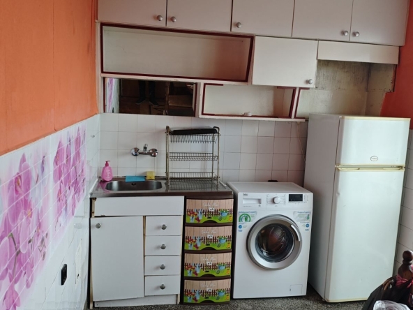 Двустаен апартамент в Враца, Център - 70 кв.м за 1261 €/кв.м - Снимка #1