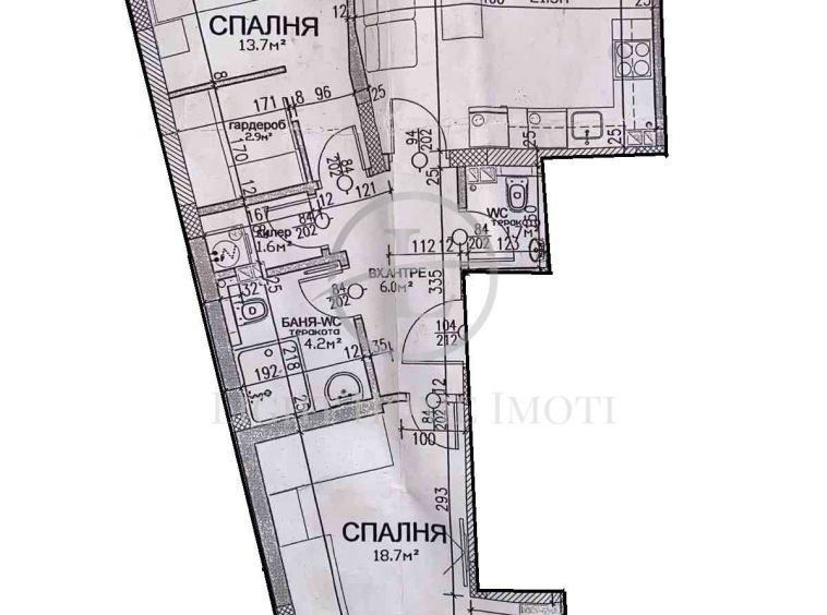 Тристаен апартамент в Пловдив, Център - 109 кв.м за 2995 €/кв.м - Снимка #1