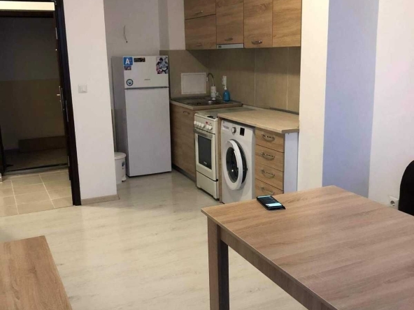 Дава се под наем Двустаен апартамент в Бургас, Меден рудник - зона Б - 57 кв.м за 89.25 € - Снимка #1