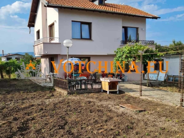 Къща в с. Тънково, Област Бургас - 160 кв.м за 1188 €/кв.м - Снимка #1