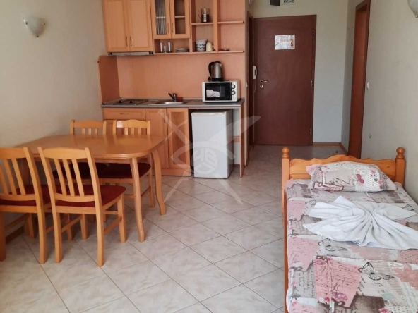 Двустаен апартамент в к.к. Слънчев бряг - 78 кв.м за 706 €/кв.м - Снимка #1