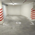 Дава се под наем Гараж / Паркомясто в Варна, Център - 15 кв.м за 153 € - Снимка #1