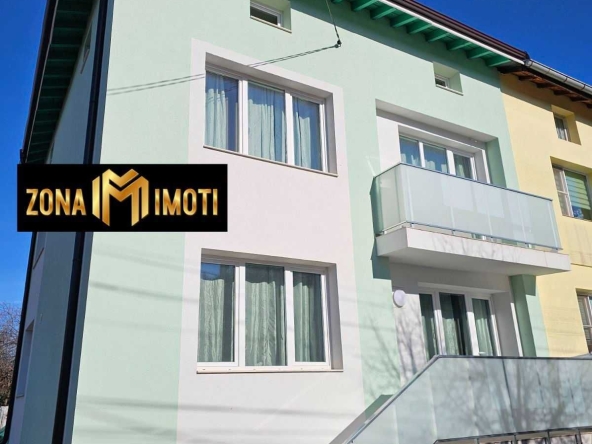 Къща в Божурище - 235 кв.м за 1915 €/кв.м - Снимка #1