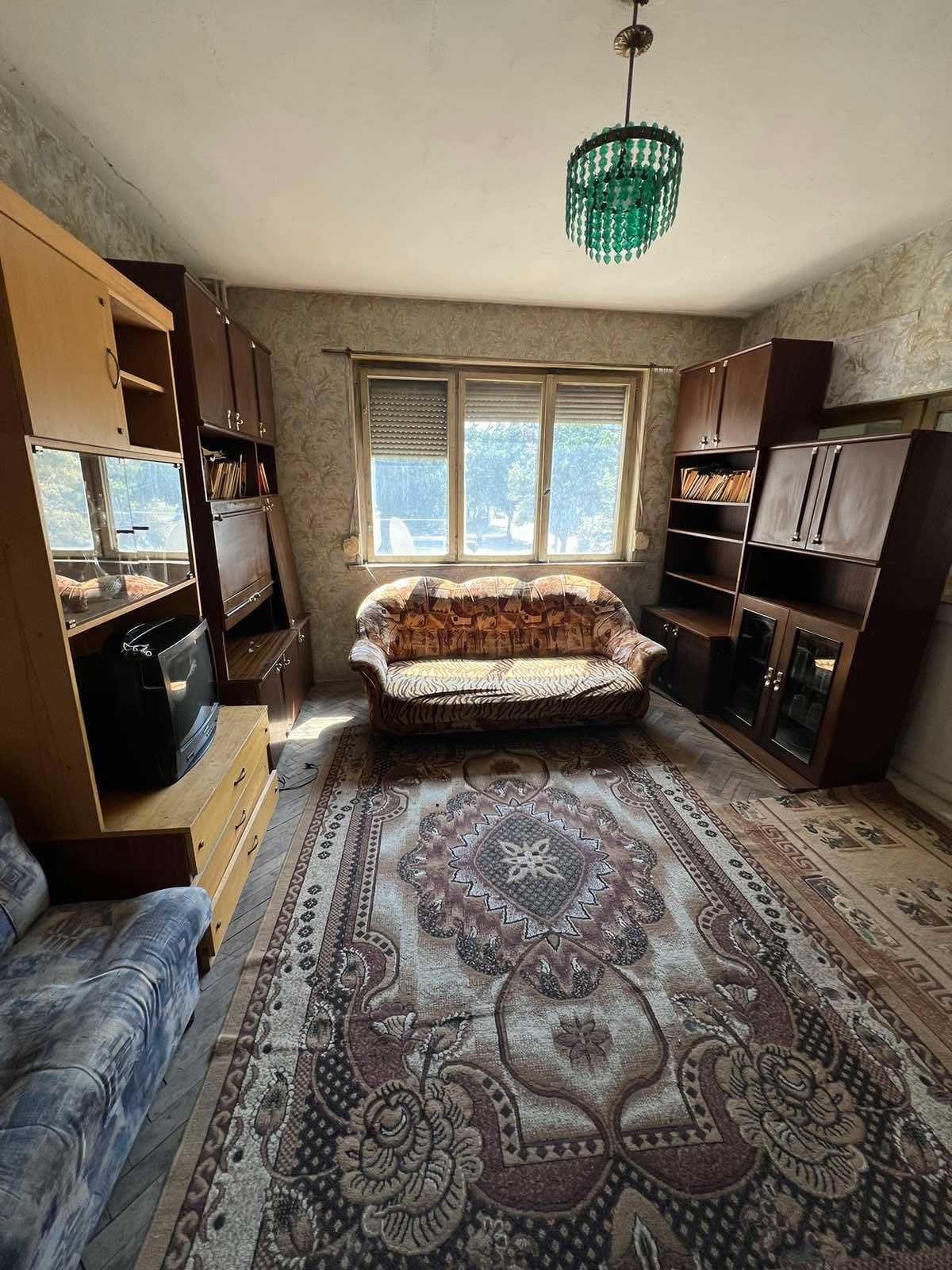 Тристаен апартамент в Казанлък - 85 кв.м за 924 €/кв.м - Снимка #1