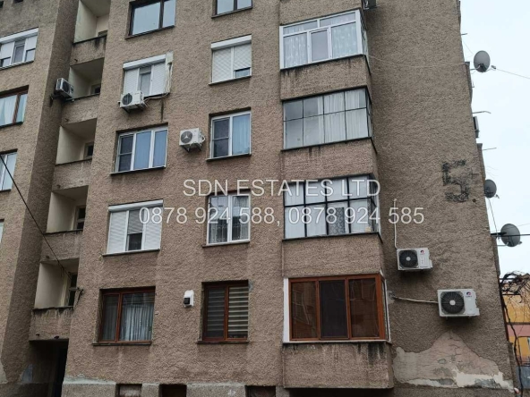 Двустаен апартамент в Казанлък - 80 кв.м за 733 €/кв.м - Снимка #1