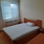 Дава се под наем Тристаен апартамент в Плевен, Идеален център - 70 кв.м за 306 € - Снимка #1