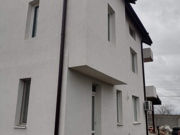 Къща в Пловдив, Изгрев - 360 кв.м за 820 €/кв.м - Снимка #1