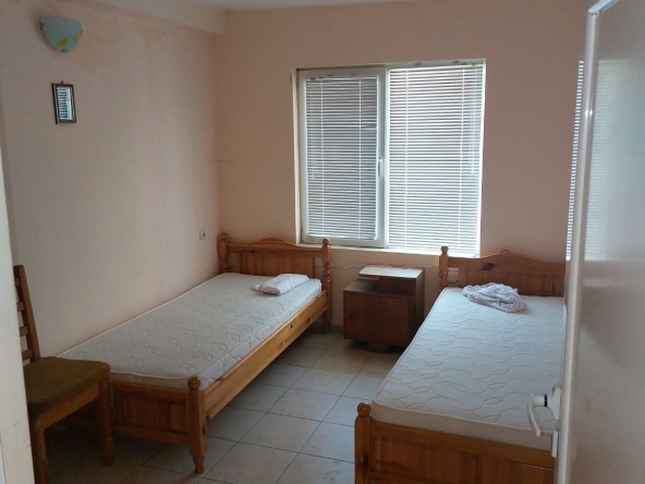 Етаж от къща в Благоевград, Широк център - 137 кв.м за 563 €/кв.м - Снимка #1