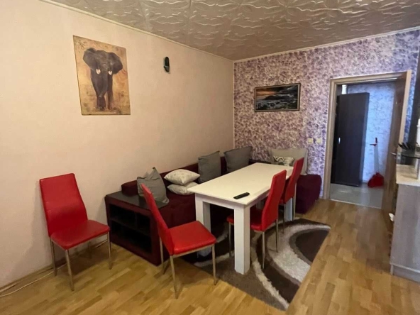 Дава се под наем Двустаен апартамент в Бургас, Меден рудник - зона А - 65 кв.м за 250 € - Снимка #1