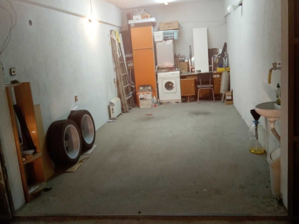 Гараж / Паркомясто в Велико Търново, Акация - 20 кв.м за 1275 €/кв.м - Снимка #1