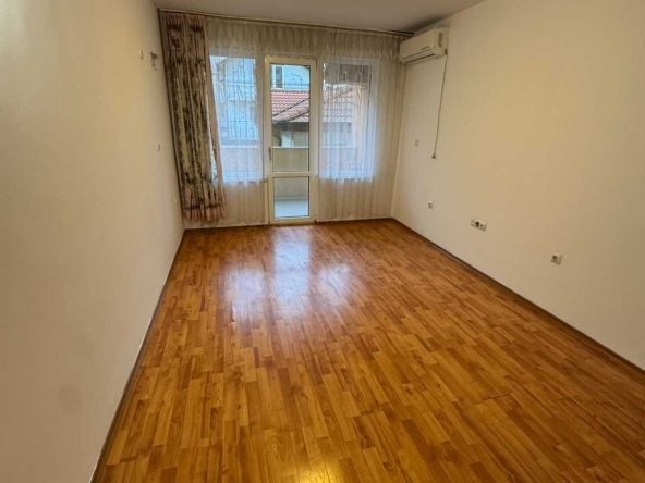 Дава се под наем Двустаен апартамент в Бургас, Възраждане - 75 кв.м за 229.5 € - Снимка #1