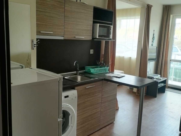 Дава се под наем Двустаен апартамент в Бургас, Сарафово - 50 кв.м за 275 € - Снимка #1