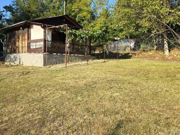 Гараж / Паркомясто в Габрово, Борово - 25 кв.м за 714 €/кв.м - Снимка #1