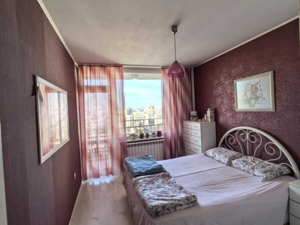 Дава се под наем Тристаен апартамент в София, Красна поляна 1 - 100 кв.м за 900 € - Снимка #1