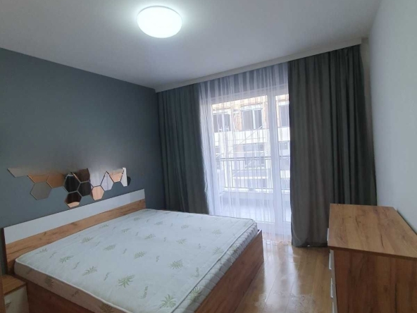 Дава се под наем Двустаен апартамент в София, Кръстова вада - 65 кв.м за 750 € - Снимка #1